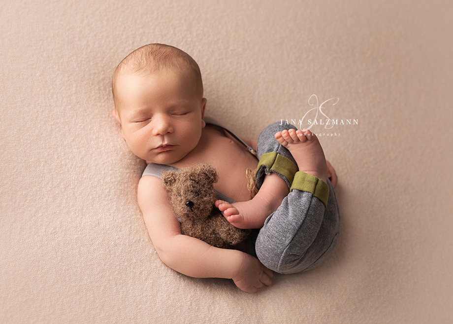 neugeborenenfotograf-babyfotograf-babyfotografie-neugeborenenfotografie
